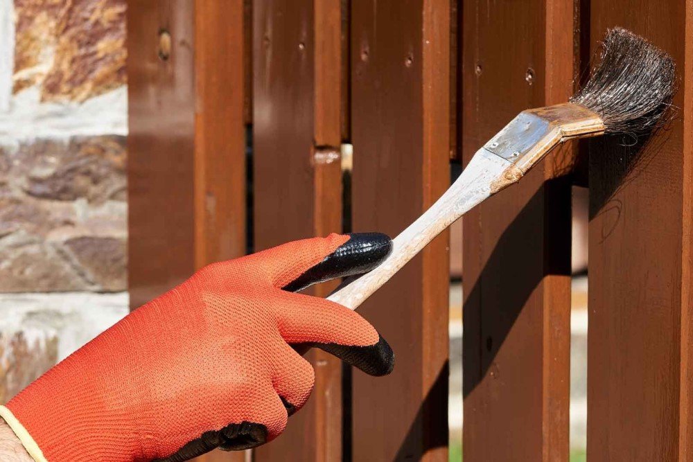 exterior metallic fence painting services 4